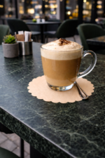 Papir podloga za skodelico ŠAMPANJEC, fi 9 cm, 1sl, 500 kos